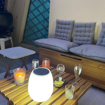 Studio Eleverca 3*- Rez De Jardin Terrasse - Axelle Loc'Appart Mandelieu La Napoule Luaran gambar